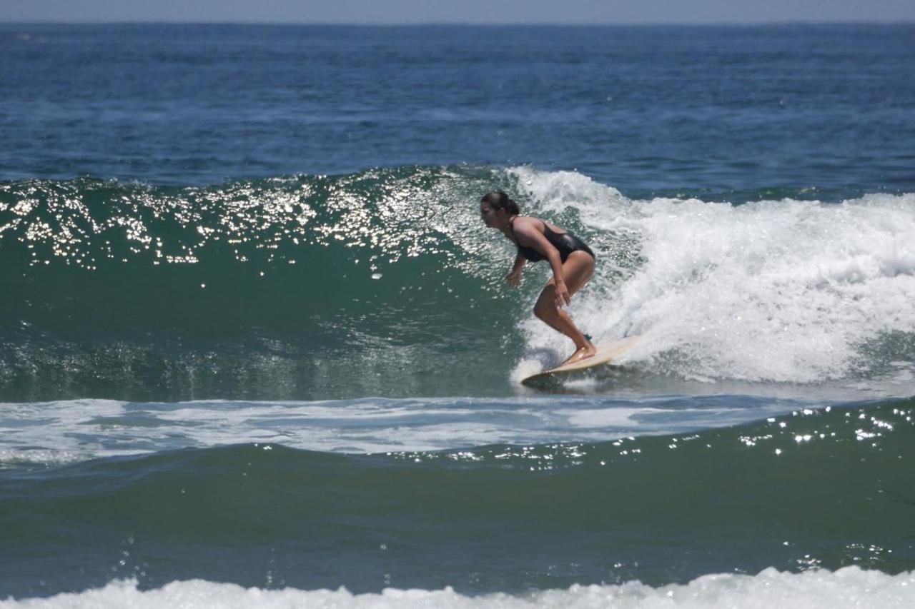 Balsa Surf Camp By Rotamundos Hotel Montañita Kültér fotó